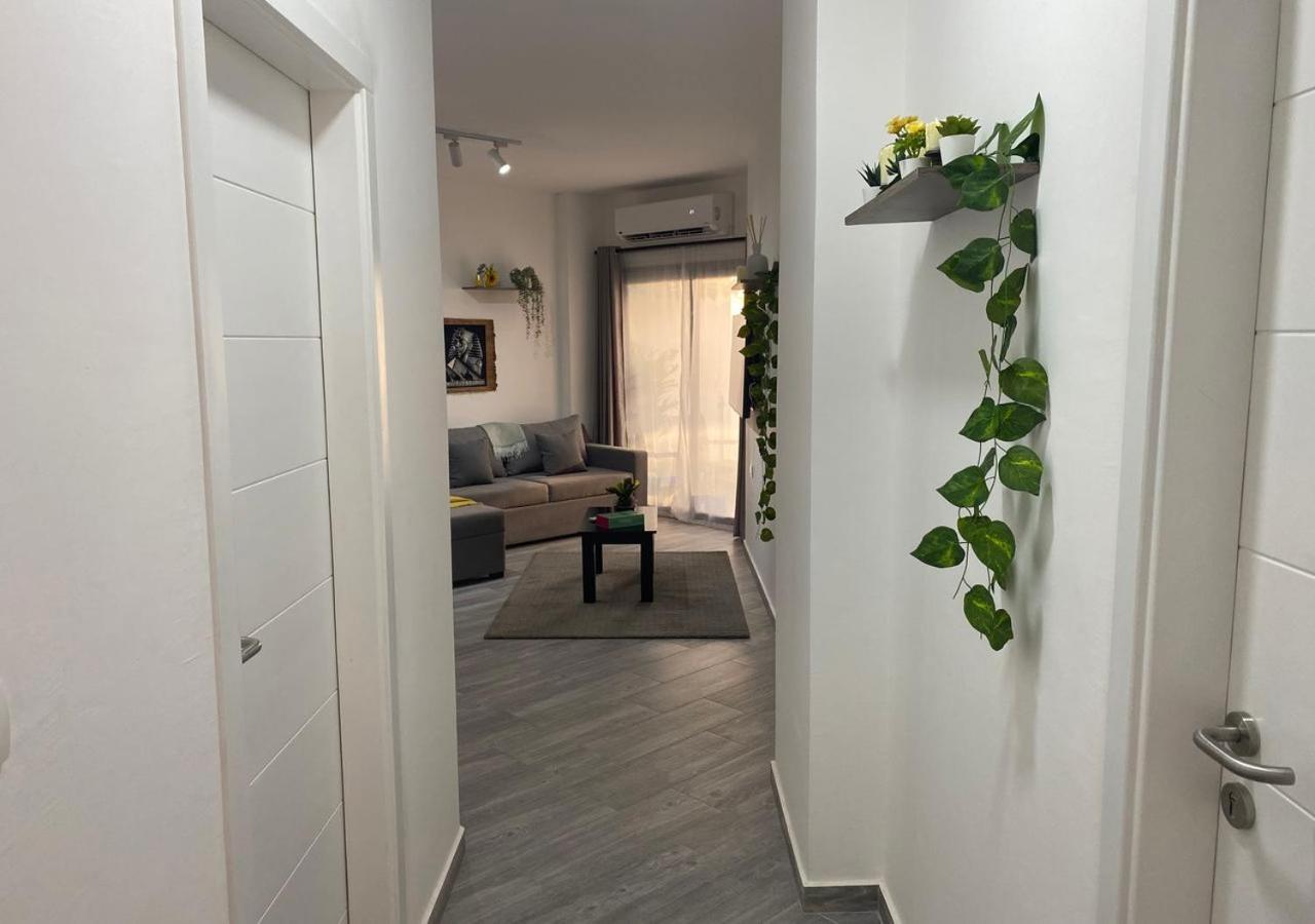 Sanctuary Sunlit Hurghada Haven With 4 Pools, Rooftop Sunsets & Gourmet Bites Steps Away Eksteriør billede