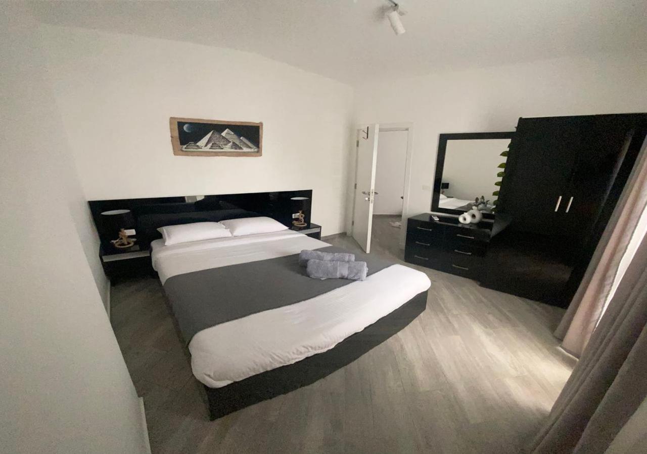 Sanctuary Sunlit Hurghada Haven With 4 Pools, Rooftop Sunsets & Gourmet Bites Steps Away Eksteriør billede