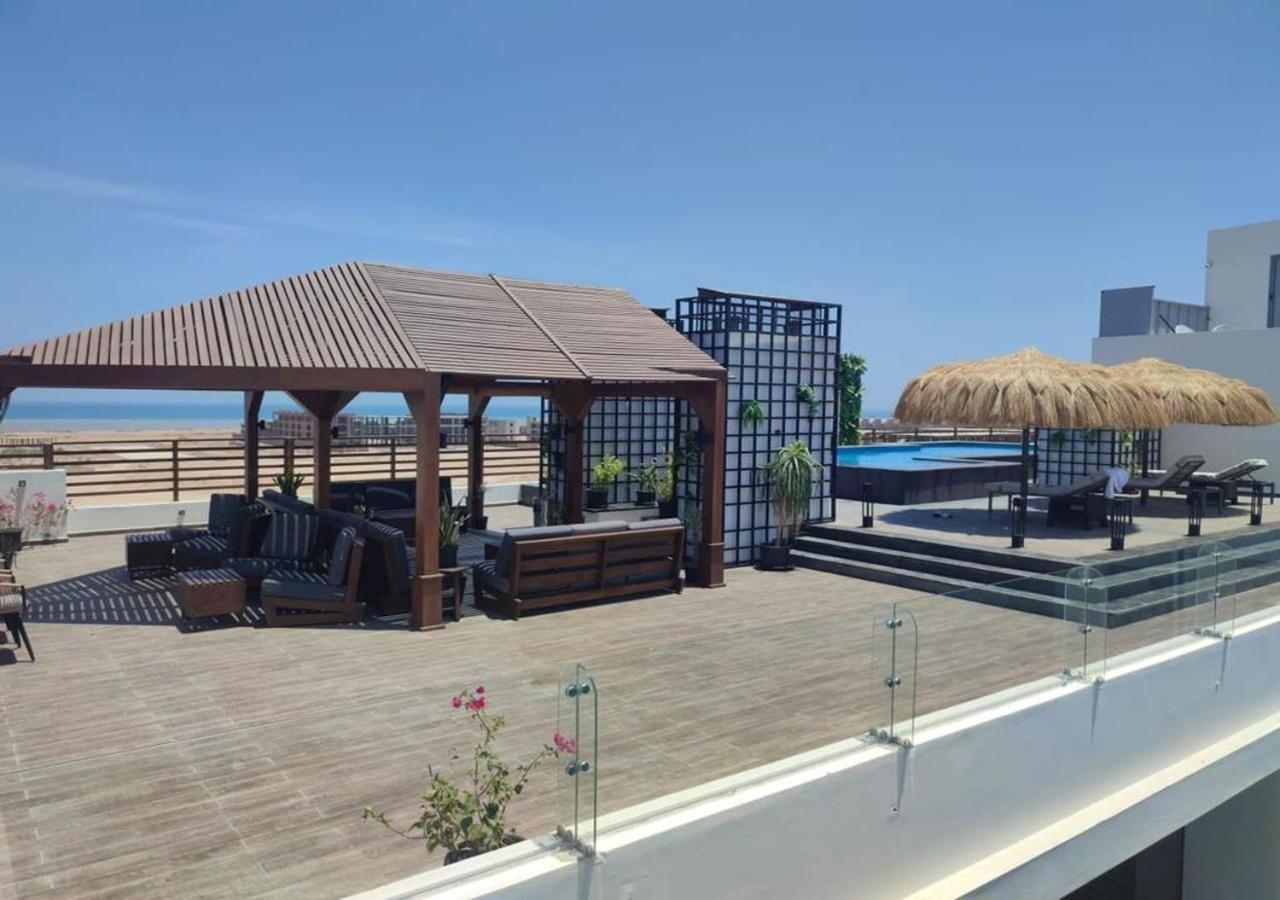Sanctuary Sunlit Hurghada Haven With 4 Pools, Rooftop Sunsets & Gourmet Bites Steps Away Eksteriør billede